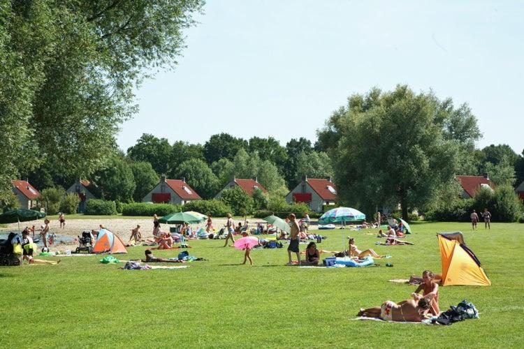 Vakantiewoning Maas En Waal Ewijk المظهر الخارجي الصورة